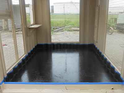 Shipping-Container-Maintenance-flooring